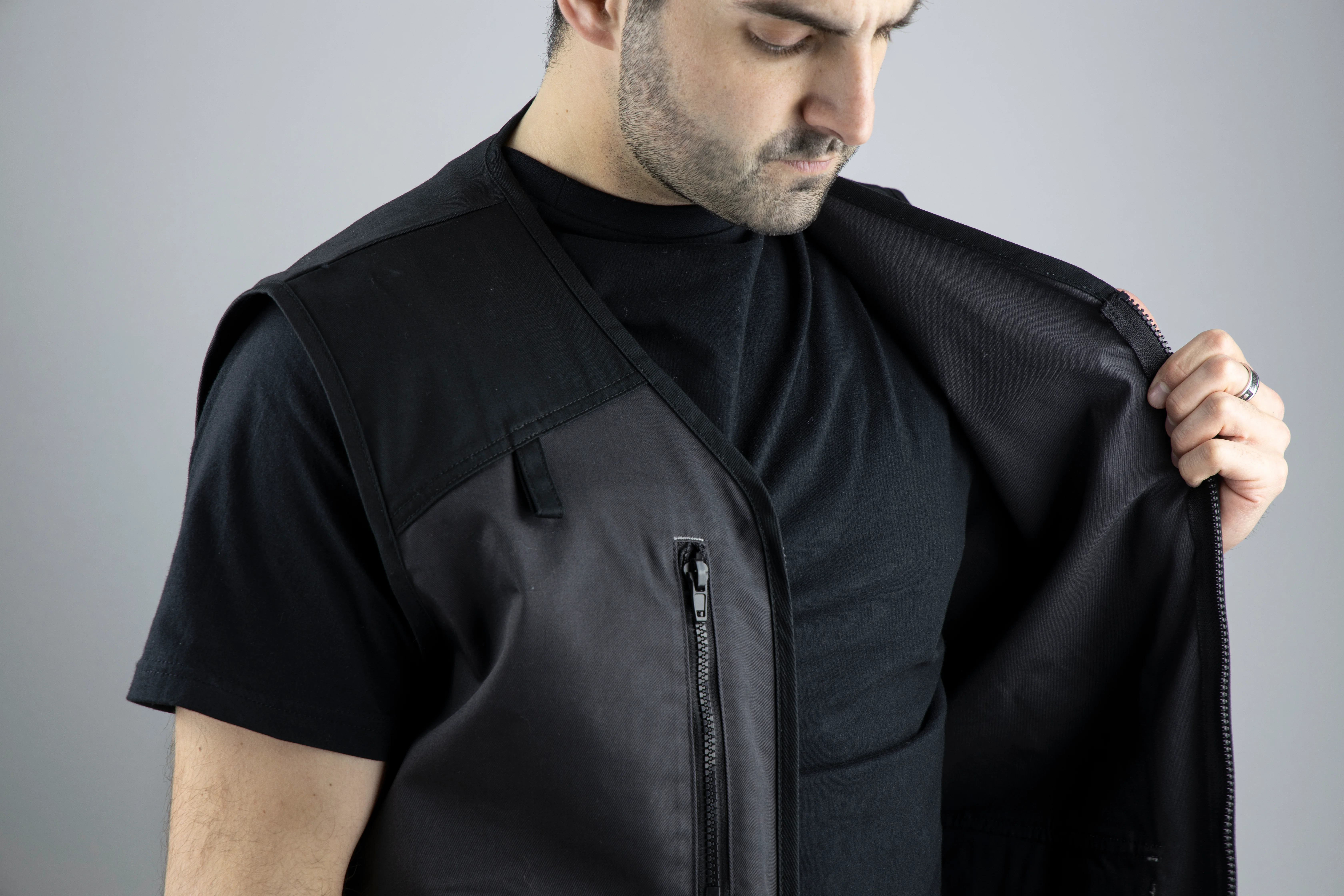 Gilet de travail sans manches ASTRO - GRIS sombre/NOIR image